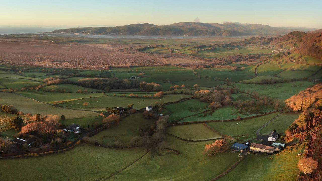 Breathtaking Views With A Hot Tub - Bwlch Cliced Villa Tal-y-bont  Bagian luar foto